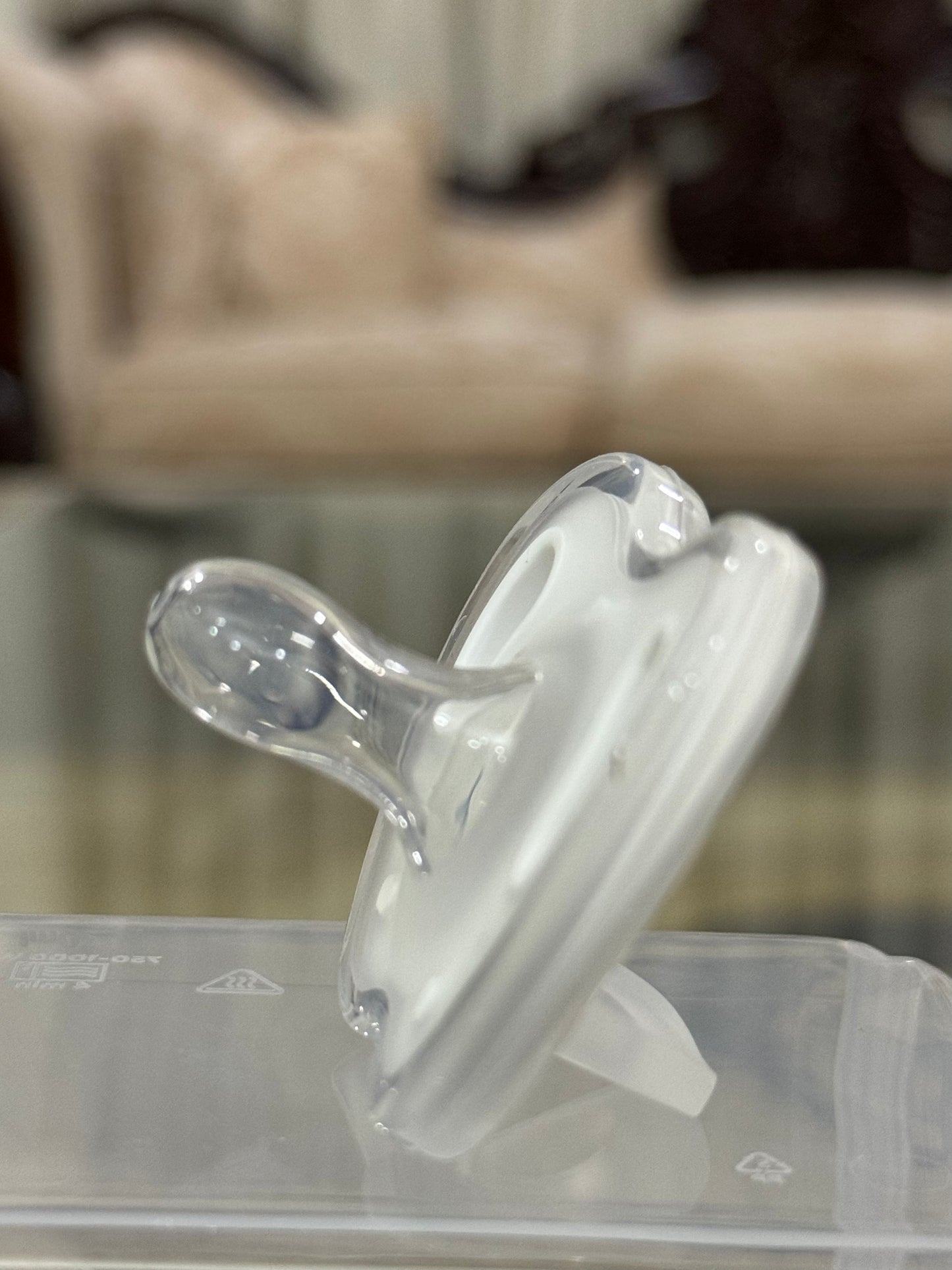 T0003 6-18 M Fully Silicone Pacifier Round Shape Nipple